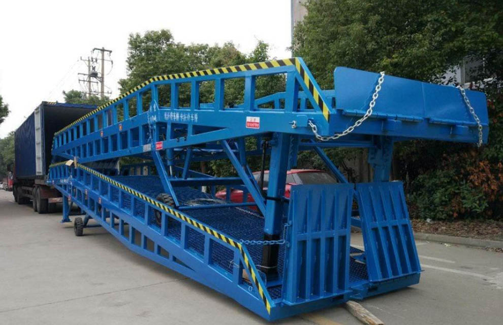 CQDY Mobile yard ramp